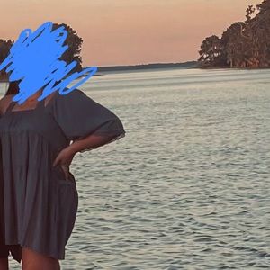 Short blue dress